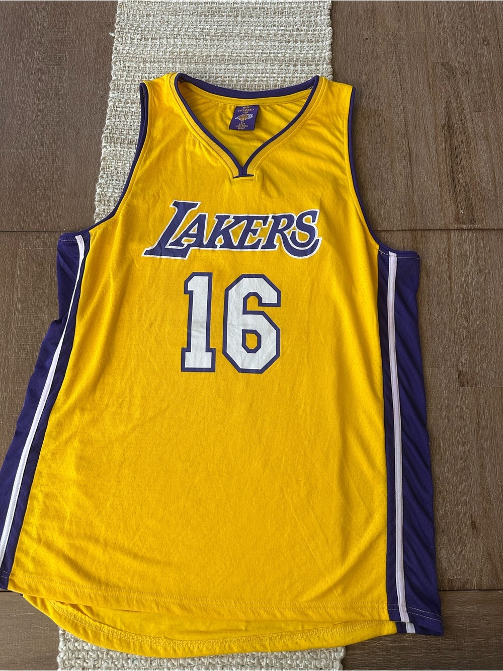 X-lg Los Angeles Lakers #16 Yellow Basketball Jersey
